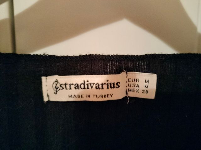 🔊Camiseta negra de mujer con botones🔊