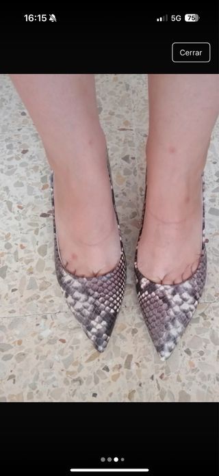 Tacón salón zara cerrado serpiente