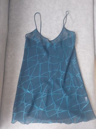 Camison transparente color verde