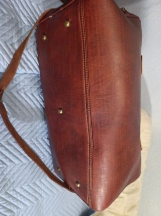 Maleta de cuero artesanal granate Max calidad