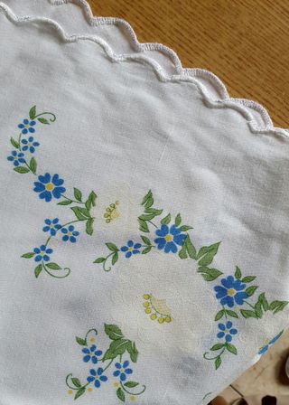 Tovaglia rotonda con 8 tovaglioli