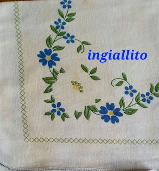 Tovaglia rotonda con 8 tovaglioli