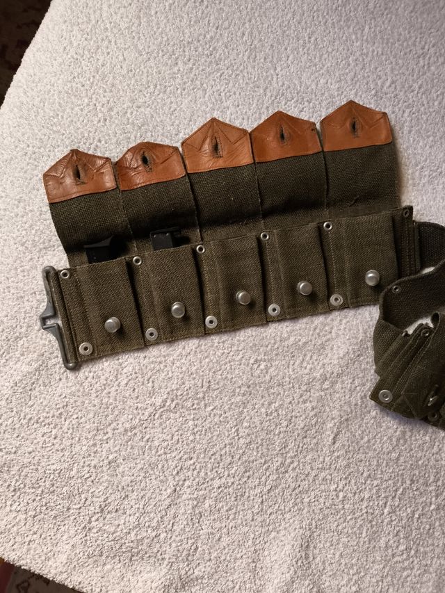 ANTIGUO PORTA CARGADORES CARTUCHERA MILITAR