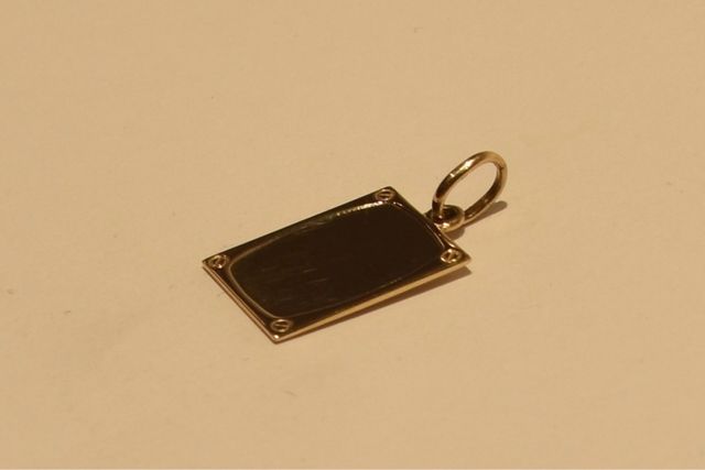 PLACA DE ORO 18K/3.0Gr