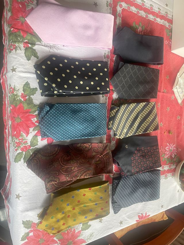 CRAVATTE IN SETA FIRMATE E NON FIRMATE