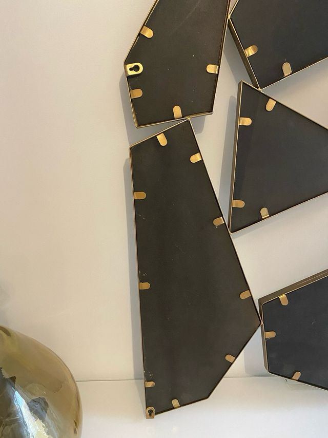 Espejo de diseño para decoración.