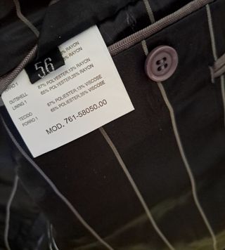 Traje para hombre, gris acero