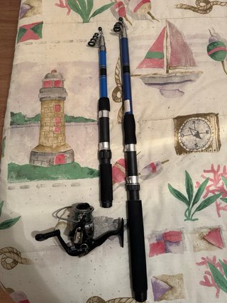 Canne e carrelli da pesca