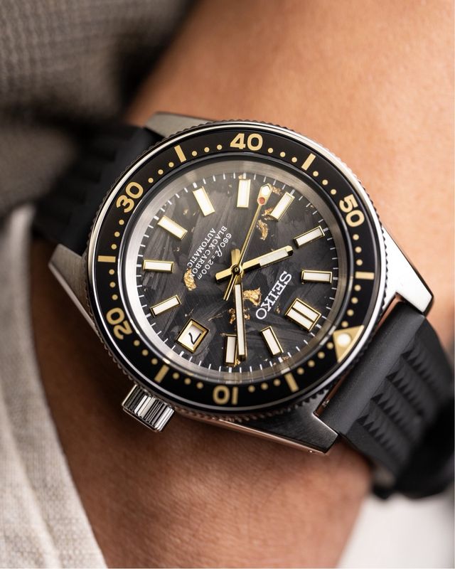 Seiko Carbon Gold