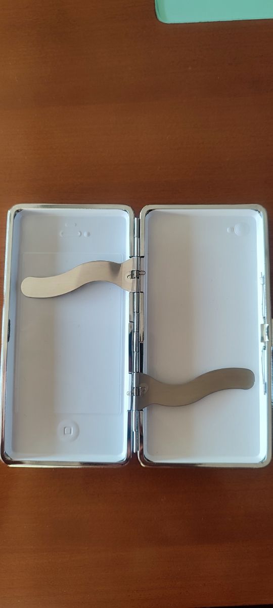 Pitillera tipo iPhone