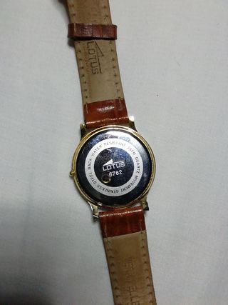 Reloj lotus