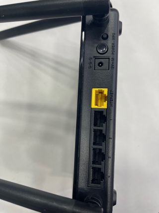 D-Link DIR-842, Router WiFi 