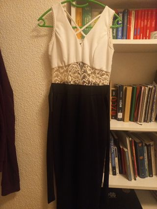 Mono de vestir