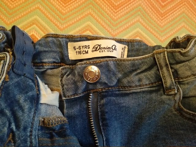 Falda vaquera corta niña