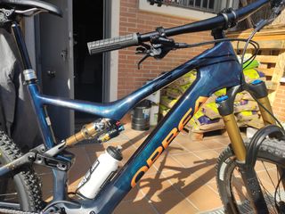 Orbea Rise M15 kashima carbono talla XL. Electrica
