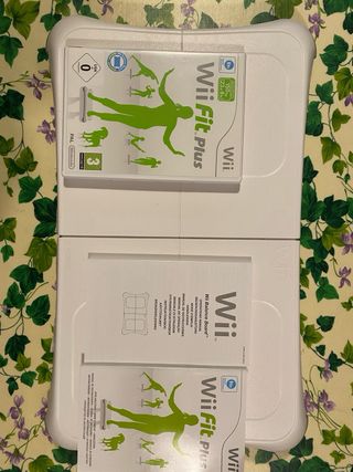 WII Balance Board + Fit plus