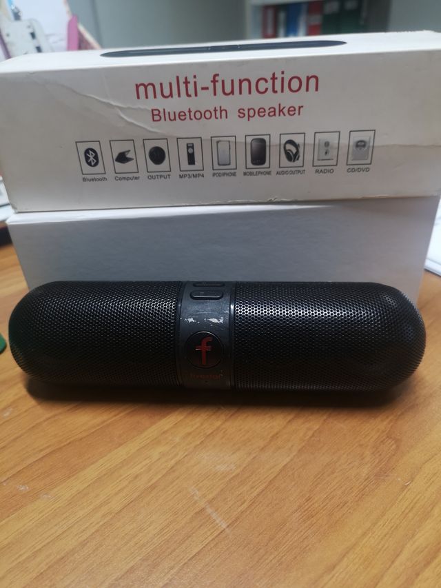 Speaker bluetooth
