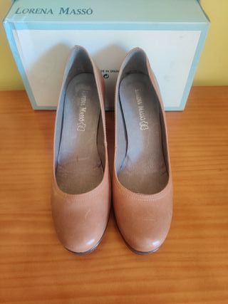 Zapatos beige de piel 40