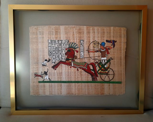 Due papiri incorniciati