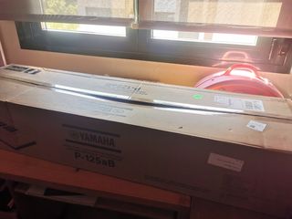 Piano yamaha p125
