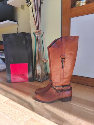 Botas altas de piel NUEVAS