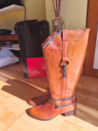 Botas altas de piel NUEVAS