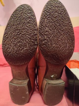 Botas altas de piel NUEVAS