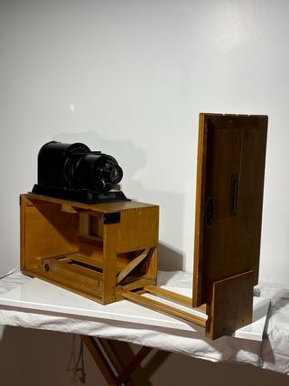 Proyector, antiguo de placas de cristal marca Ica