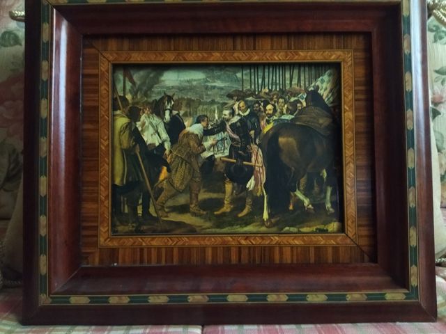 Cuadro clásico con marco de marquetería.