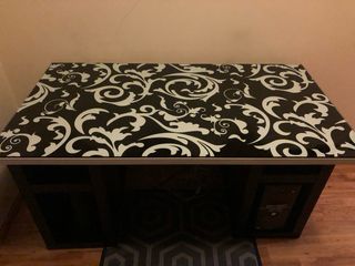 Escritorio blanco y negro