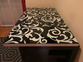 Escritorio blanco y negro