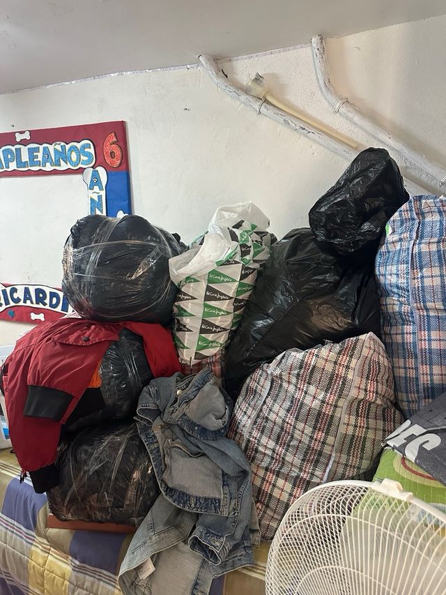 Grande vendita di vestiti a chili!