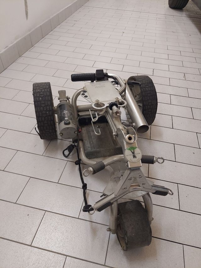 Carrello elettrico golf QUID Italia 