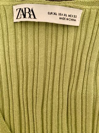 Top punto sin mangas, Zara