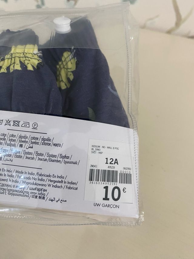 2 slip niño talla 12 (los dos por 1,5€)