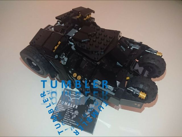 Custom DISPLAY for LEGO 76239 Tumbler