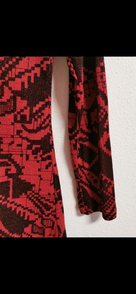 Vestido de chica talla 36-38 de Custo Barcelona.