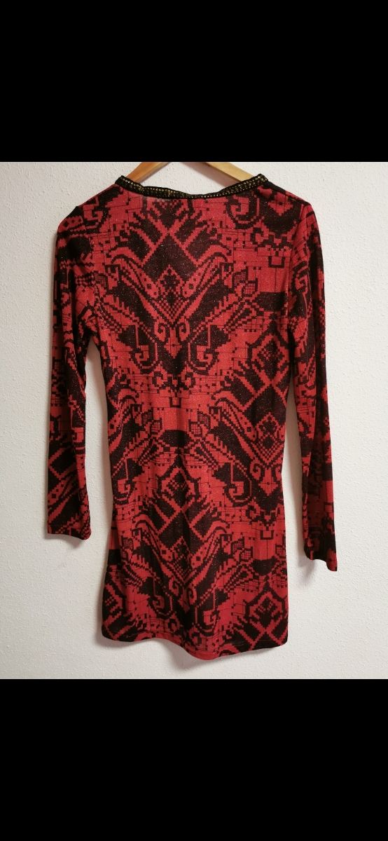 Vestido de chica talla 36-38 de Custo Barcelona.