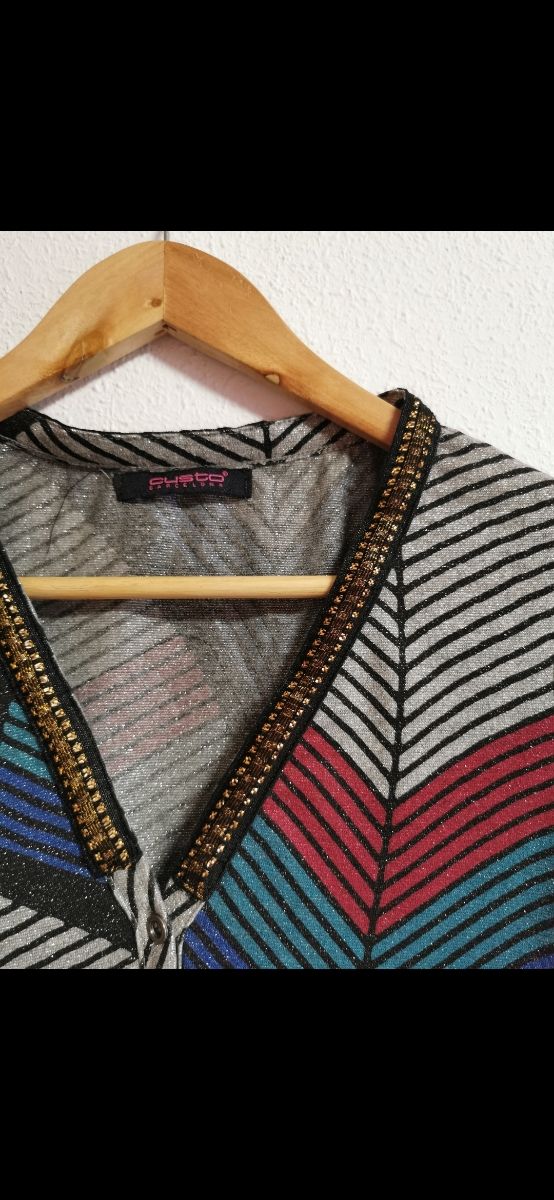 Vestido de chica talla 36-38 de Custo Barcelona.