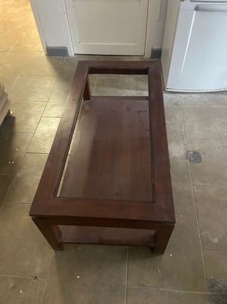 Mesa de madera baja de salón