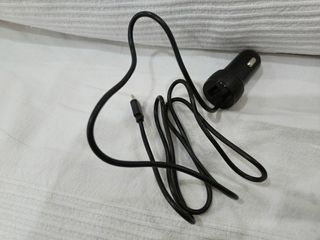 + Cargador de móvil para el mechero del coche