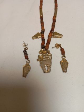 Colgante,pendientes precolombinas.