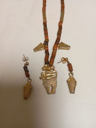 Colgante,pendientes precolombinas.