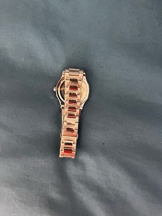 Reloj elegante