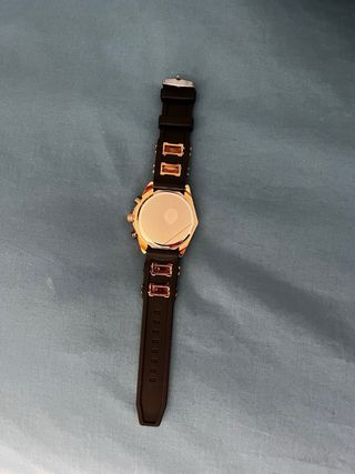 Reloj elegante