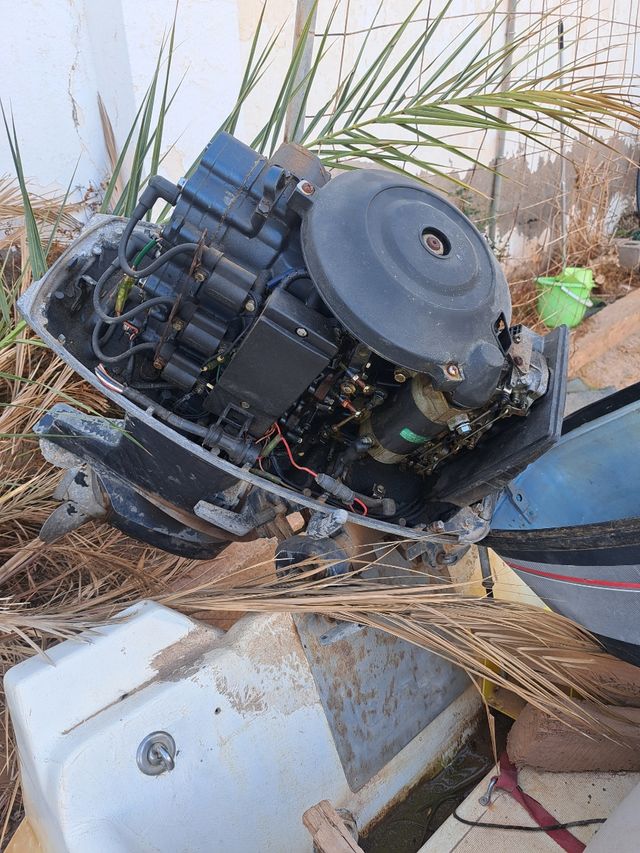 Motor fueraborda YAMAHA 40 CV