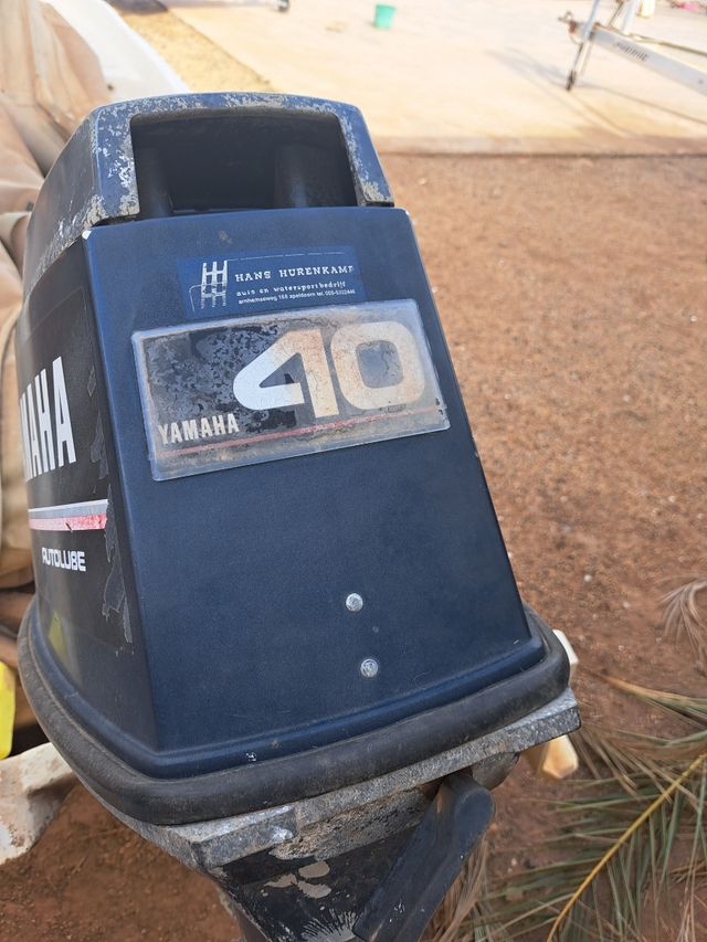 Motor fueraborda YAMAHA 40 CV