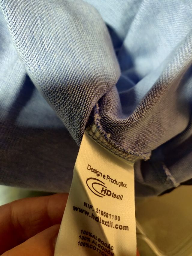 Polo azul claro nunca usado