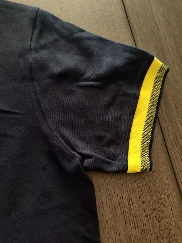 Polo homem azul escuro nunca usado