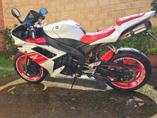 Yamaha R1